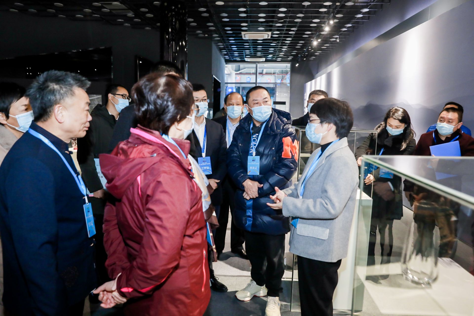 杭州文体会展展览展示摄影-浦江 · 第13届水晶玻璃产业博览会|图片直播-现场照片-10