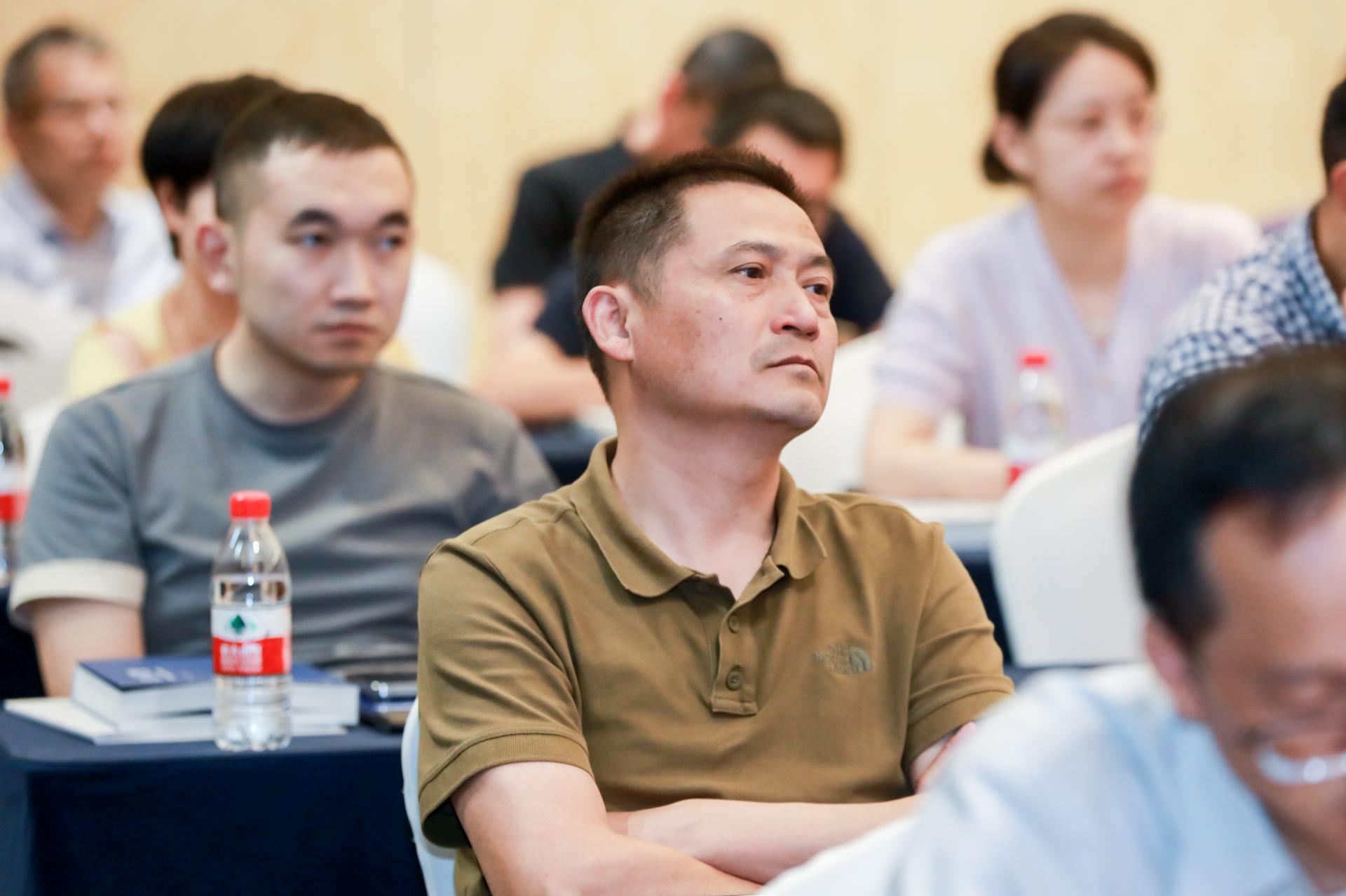 杭州医疗会议研讨摄影-筑以为健——面向未来的医院建设创新发展大会暨图书发行仪式【图片直播】-现场照片-12