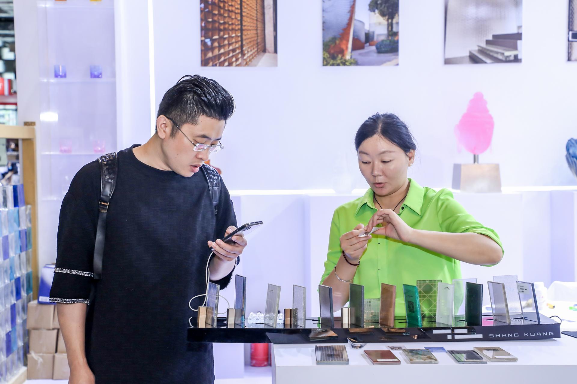 杭州美妆时尚摄影-摩登上海时尚家居展 摩登时尚设计周【图片直播】-现场照片-3
