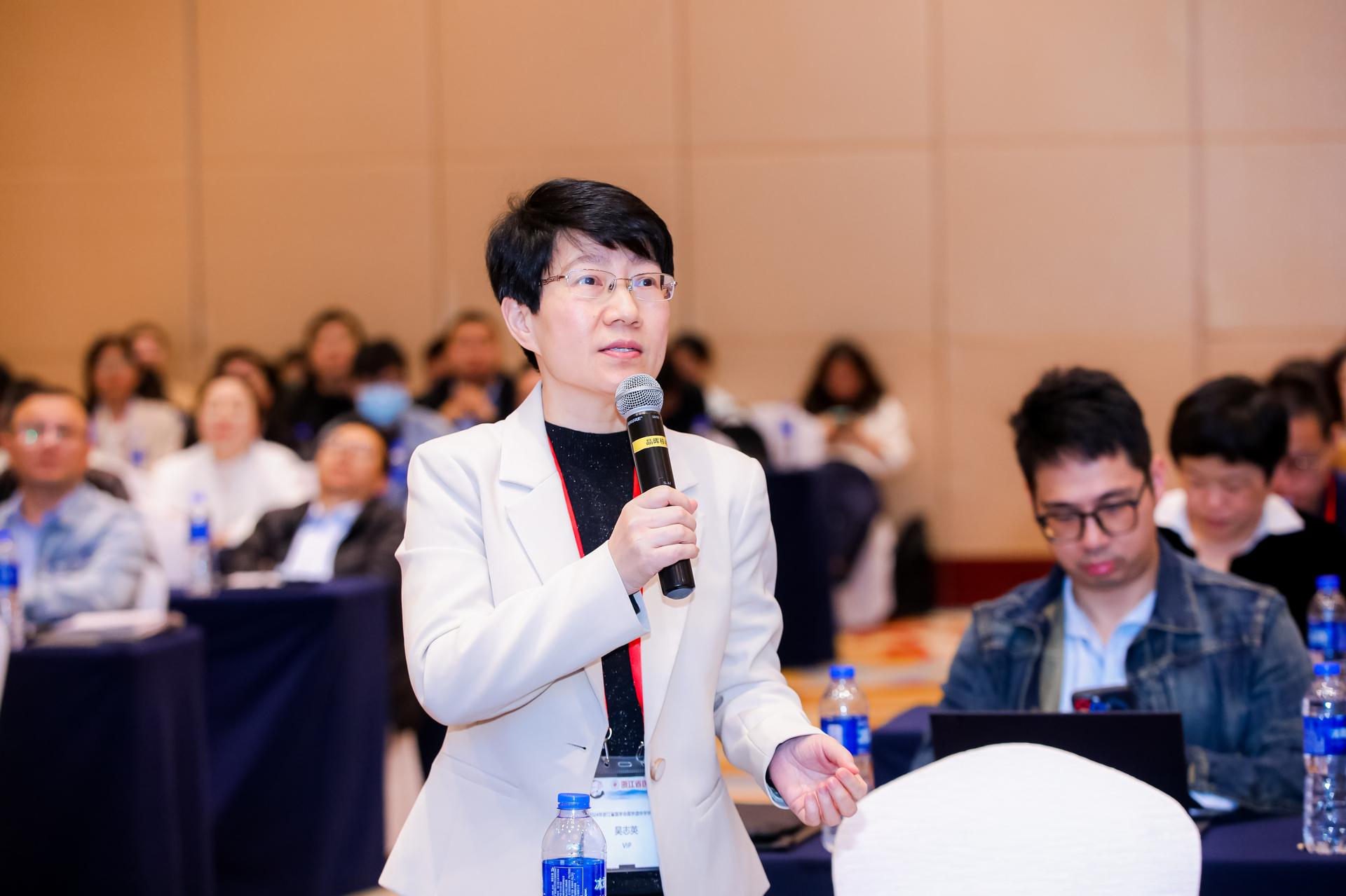 杭州医疗会议研讨摄影-2024浙江省医学会医学遗传学学术会议【图片直播】-现场照片-14