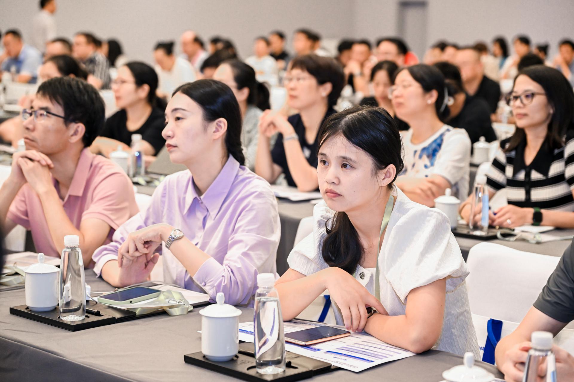 杭州医疗会议研讨摄影-2024年浙江省‘千方百剂’医疗机构制剂成果转化研讨会暨中药创新与成果转化培训班【图片直播】-现场照片-5