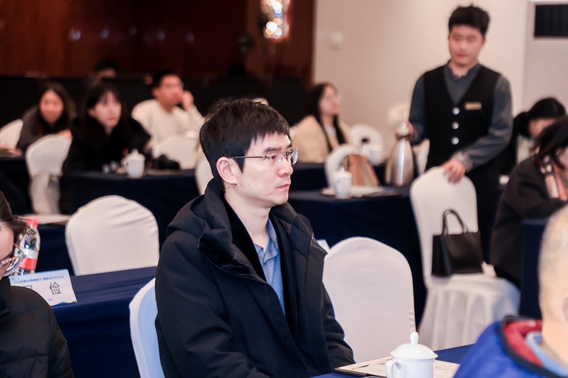 杭州医疗会议研讨摄影-2024西湖泌尿肿瘤研究与精准治疗学术会议|图片直播-现场照片-10