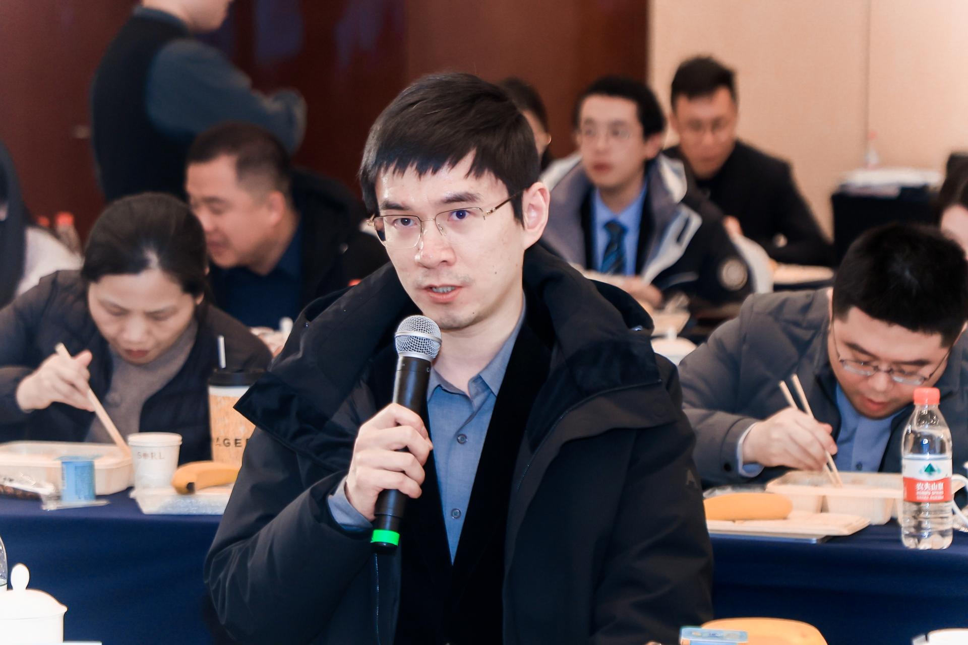 杭州医疗会议研讨摄影-2024西湖泌尿肿瘤研究与精准治疗学术会议|图片直播-现场照片-4