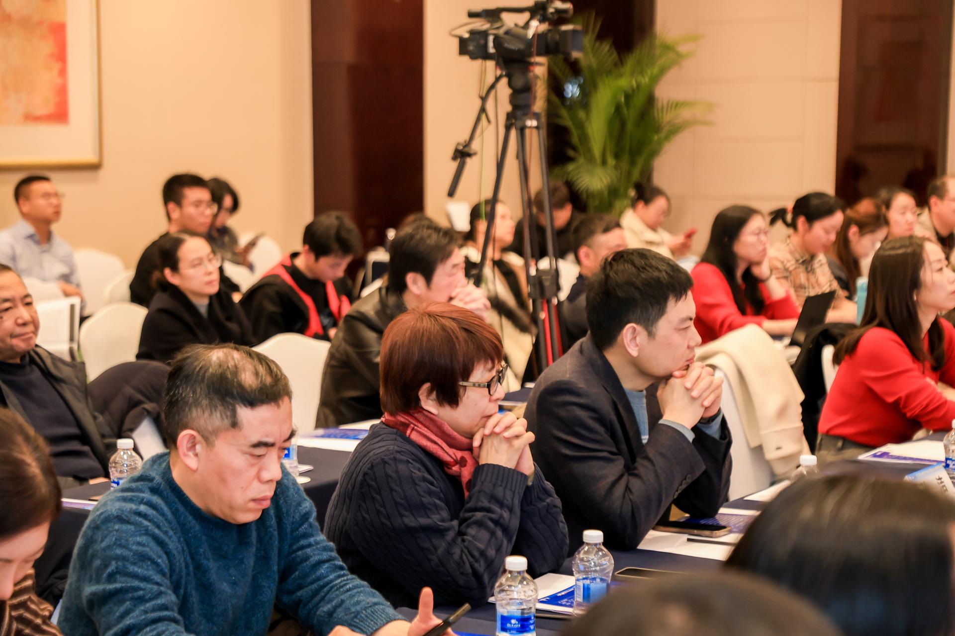 杭州医疗论坛峰会摄影-第十届广济血液淋巴肿瘤论坛【图片直播】-现场照片-18