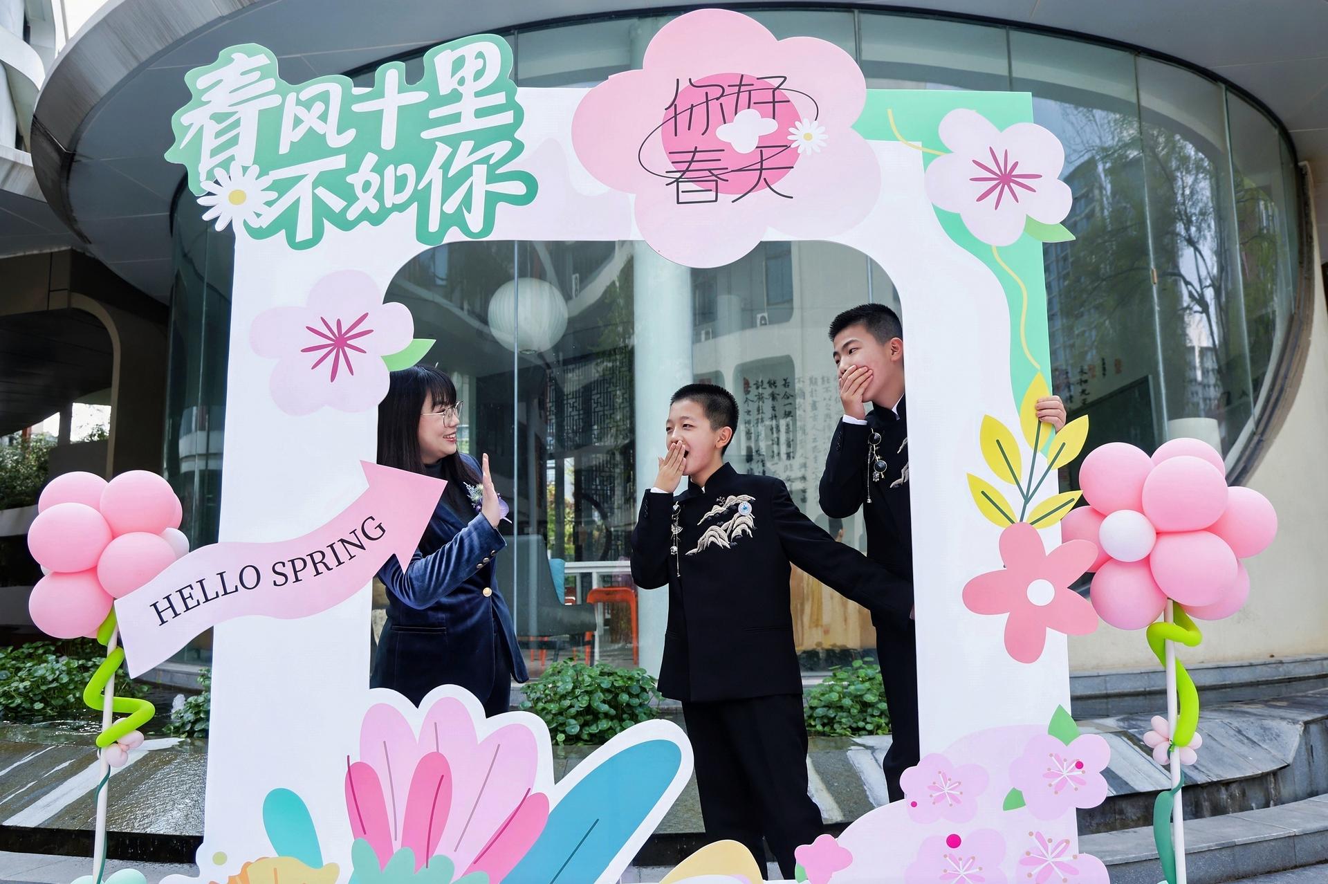 杭州会议摄影-锦绣2025级3班春宴集锦-现场照片-11