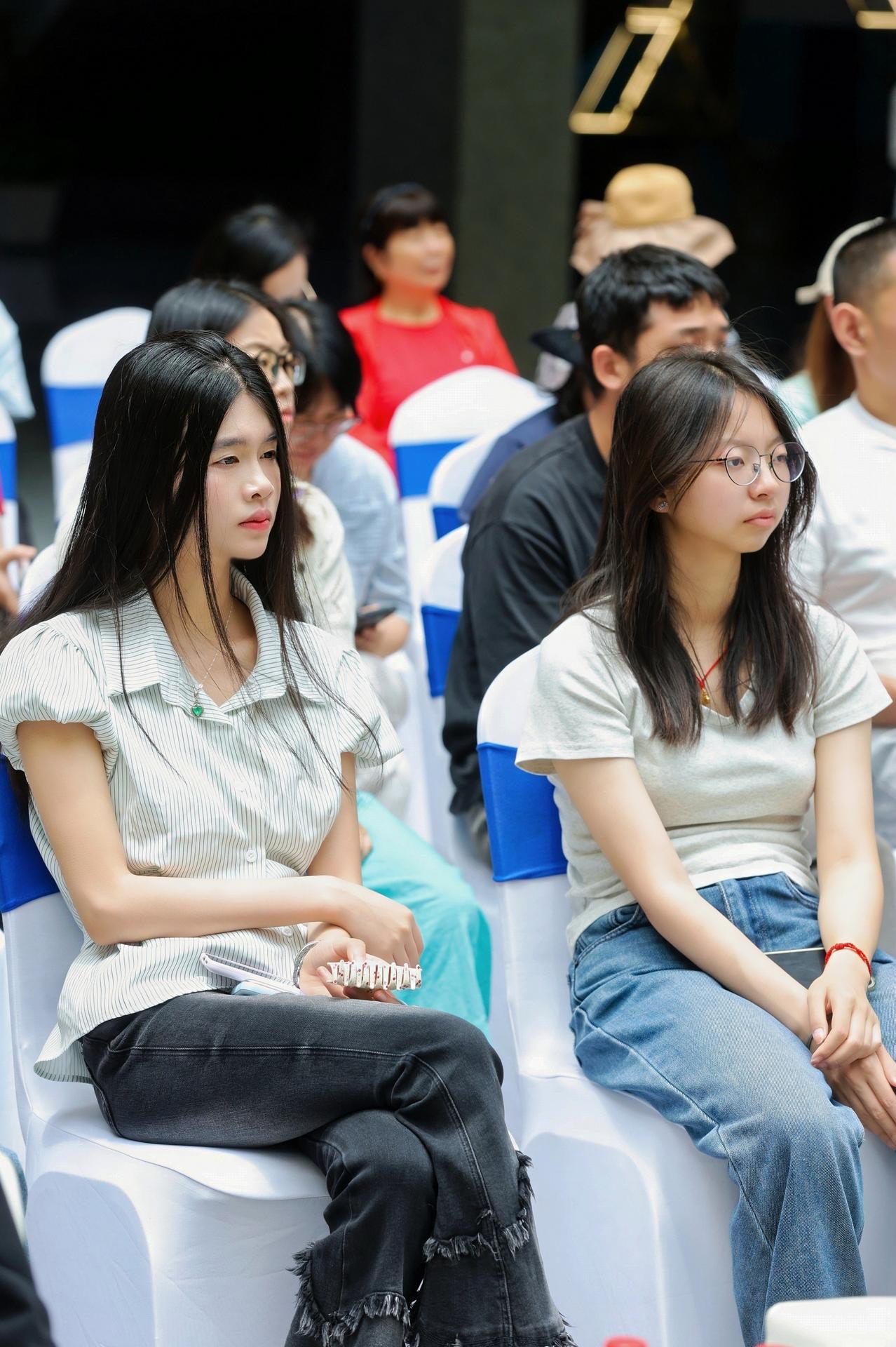 杭州会议摄影-“艺术大课”潮π名家既是学堂，又是客厅:城市需要一座怎样的“第三空间”【图片直播】-现场照片-7