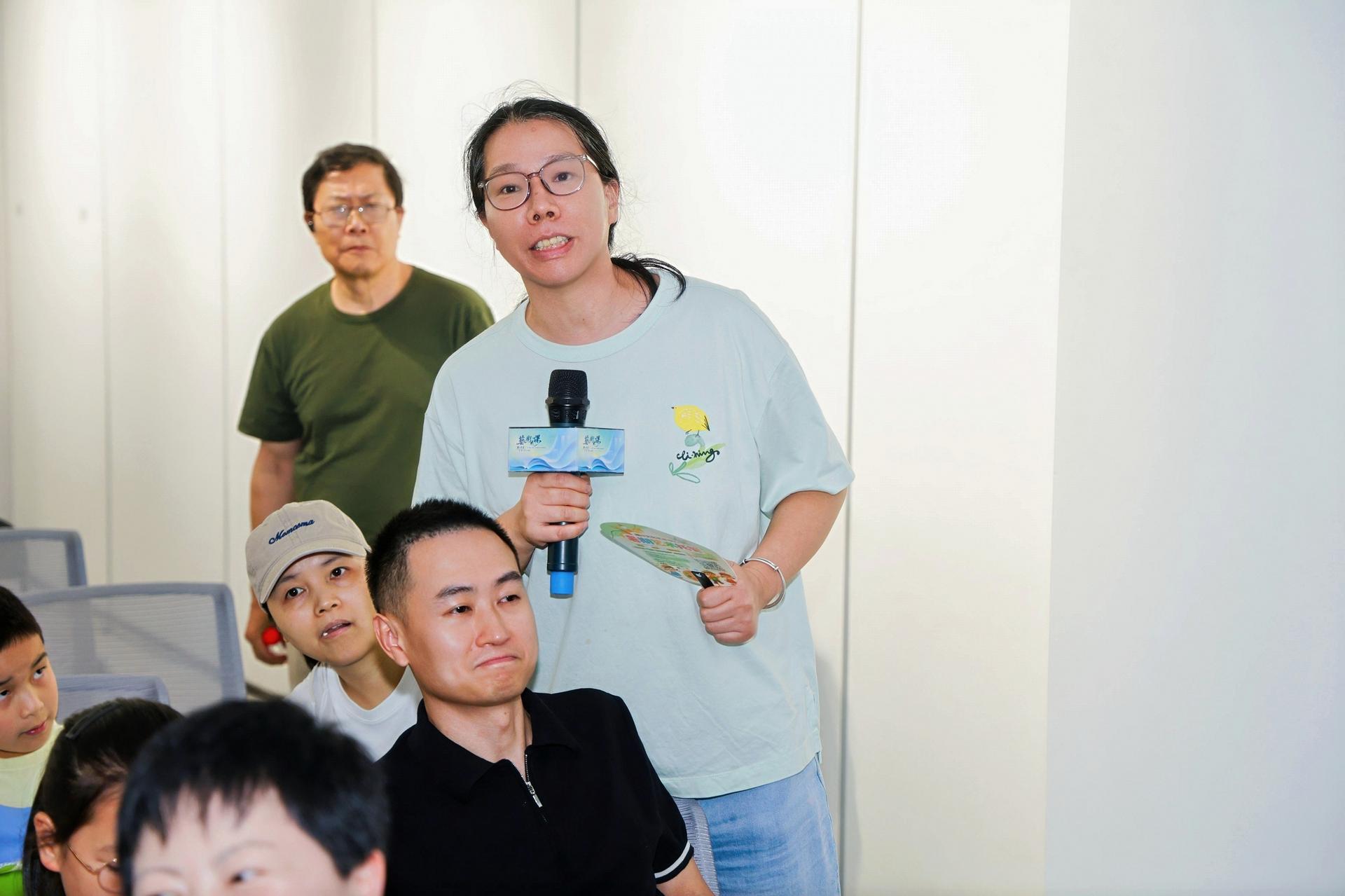 杭州会议摄影-"艺术大课"潮π名家，不"铜"凡响，从青铜时代迈向熔铜时代。第二期 主讲人:朱炳仁-现场照片-3