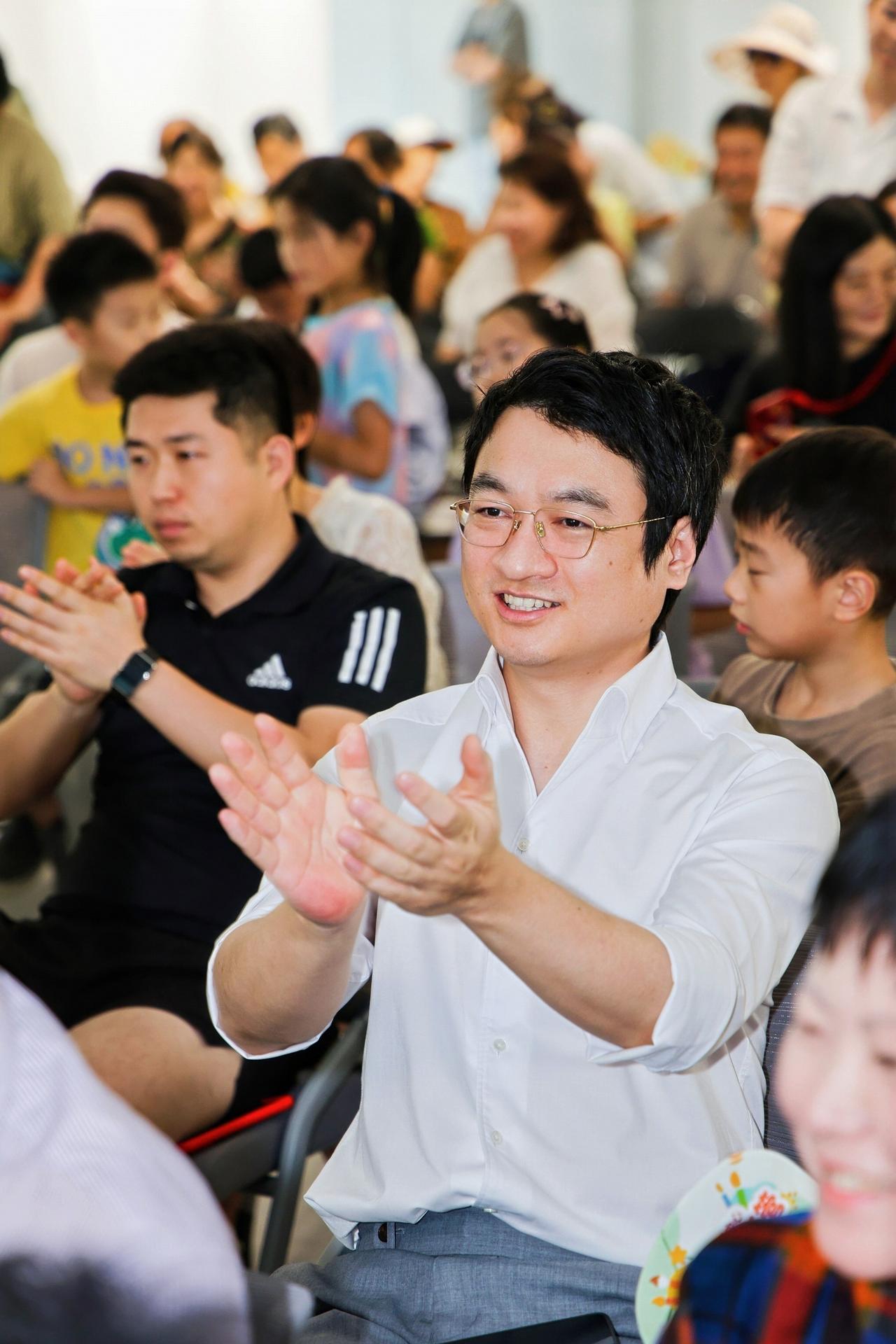 杭州会议摄影-"艺术大课"潮π名家，不"铜"凡响，从青铜时代迈向熔铜时代。第二期 主讲人:朱炳仁-现场照片-2