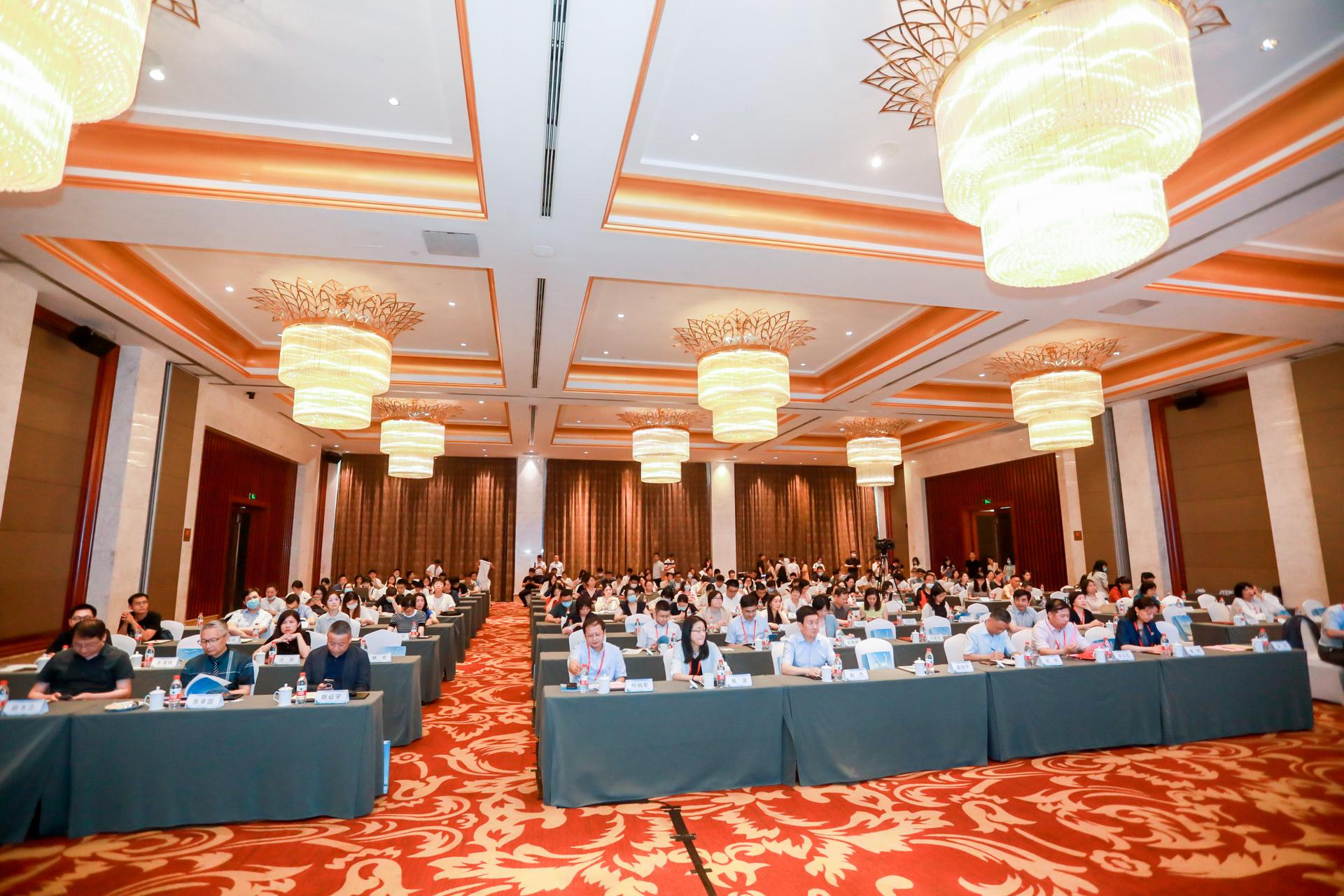 杭州会议摄影2026趋势：当天出片成刚需，企业怎么选怎么验收